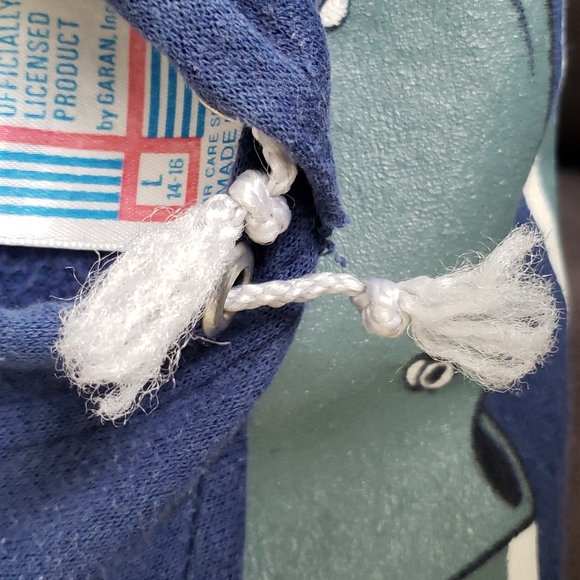 Set of two vintage 80s youth size Dallas Cowboys shirts - Picture 15 of 15